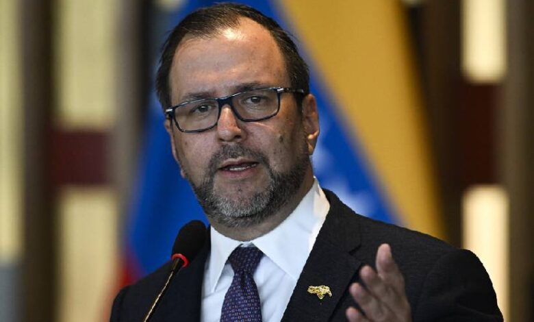 Canciller agradece a presidente de Cuba solidaridad con Venezuela