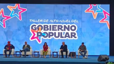 Vicepresidenta Rodríguez insta a avanzar en la construcción del Estado Comunal