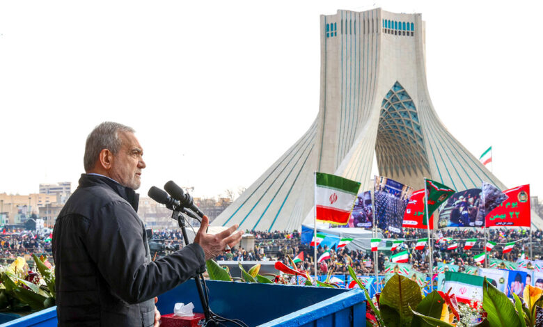 Presidente de Irán sobre Trump: "Afirma buscar la paz, pero apoya a criminales"