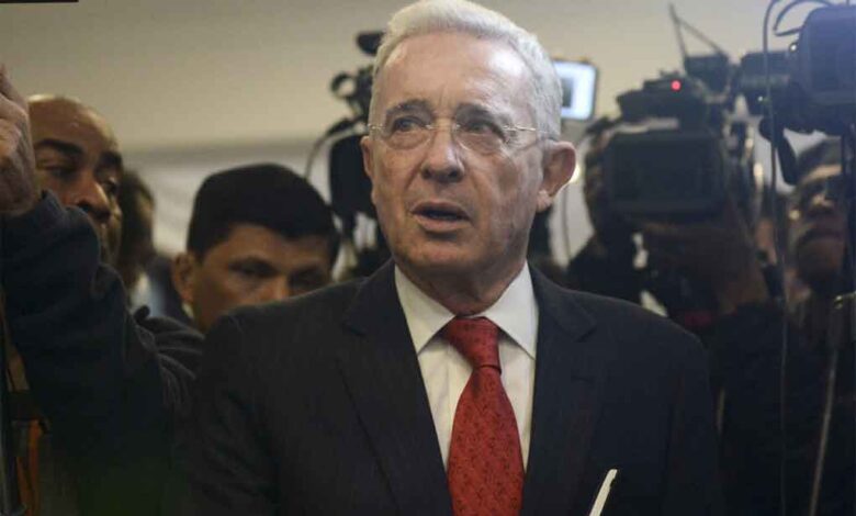 Reanudan juicio contra expresidente Álvaro Uribe