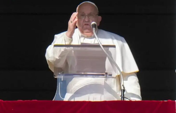 Papa suspende actividades del fin de semana
