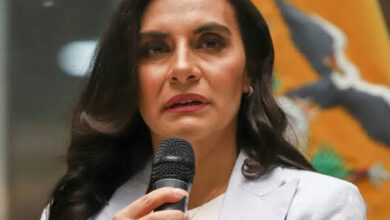 Juez suspende derechos políticos de vicepresidenta de Ecuador, Verónica Abad