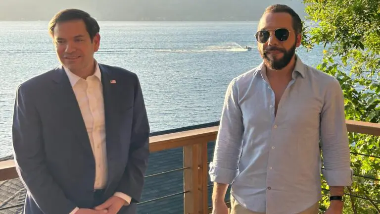 Bloque popular salvadoreño rechaza acuerdos de Bukele con Marco Rubio