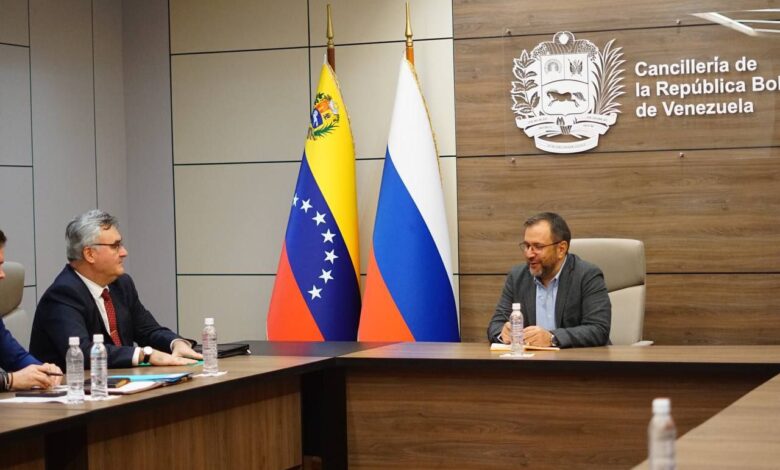 Venezuela y Rusia revisan agenda bilateral