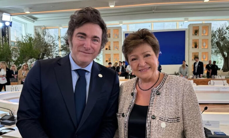 El Fondo Monetario Internacional (FMI) indicó este jueves que el volumen total del nuevo programa de préstamo para Argentina aún se está negociando