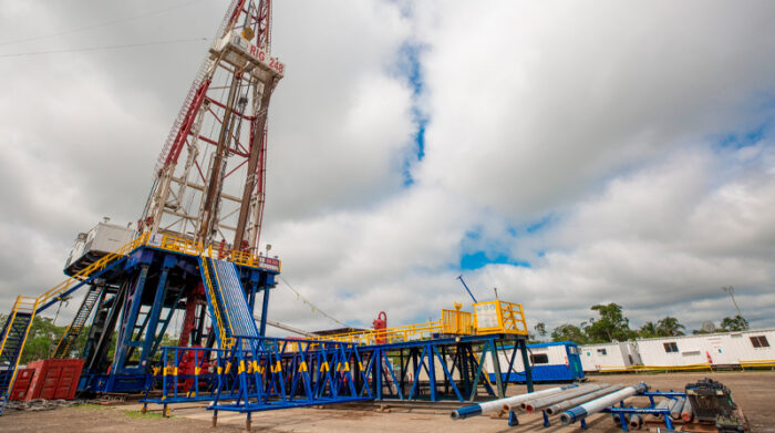 Denuncian vínculo entre Daniel Noboa y empresa privada que operará campo petrolero