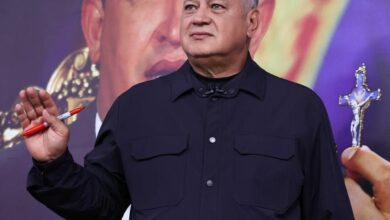 Cabello: Bukele es un perrito faldero de EEUU
