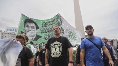 Asociación de Trabajadores denuncian despidos en ministerio argentino