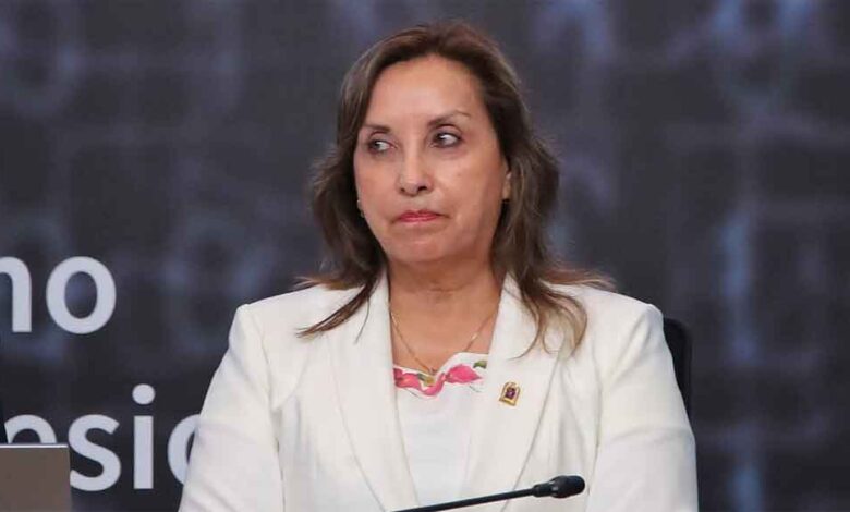 Perú: Mayoría desaprueba a Gobierno y Congreso, según sondeo oficial