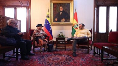 Cancilleres de Venezuela y Bolivia fortalecen cooperación bilateral