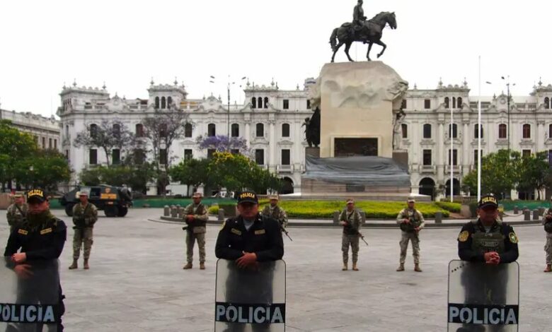 Perú declara estado de emergencia en Lima y el Callao por violencia