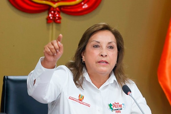 Dina Boluarte tiene 34 denuncias en su contra en Perú