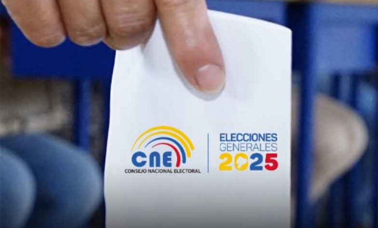 Comienza distribución de material electoral en Ecuador