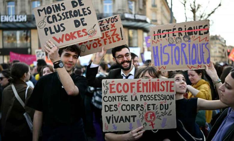 Manifestaciones en Francia por derechos de la mujer