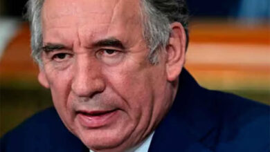 Popularidad de primer ministro francés en caída libre