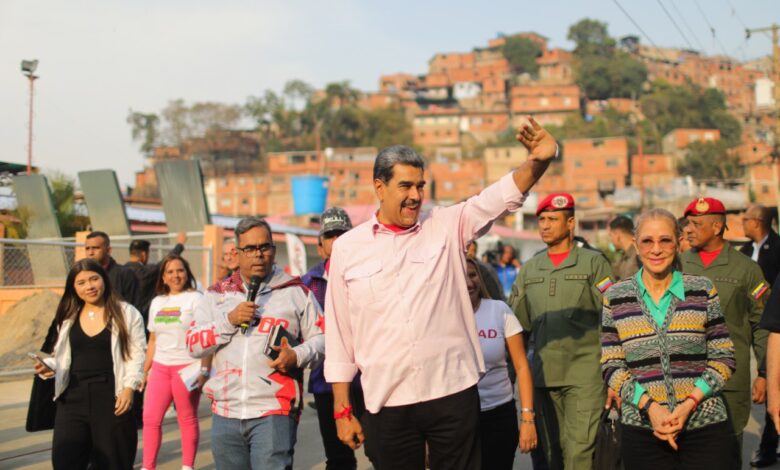 Maduro supervisó avances en consolidación del Sistema de Gobierno Popular y Comunal