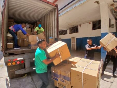 Hospitales del estado Bolívar reciben dotación de insumos médicos por el MPPS