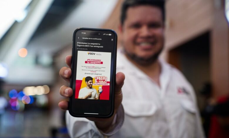 El BDV ha premiado a más de 4.550 clientes con su promoción “Paga y Pégala”