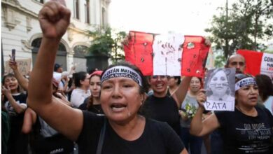 Peruanos manifiestan en rechazo al crimen organizado