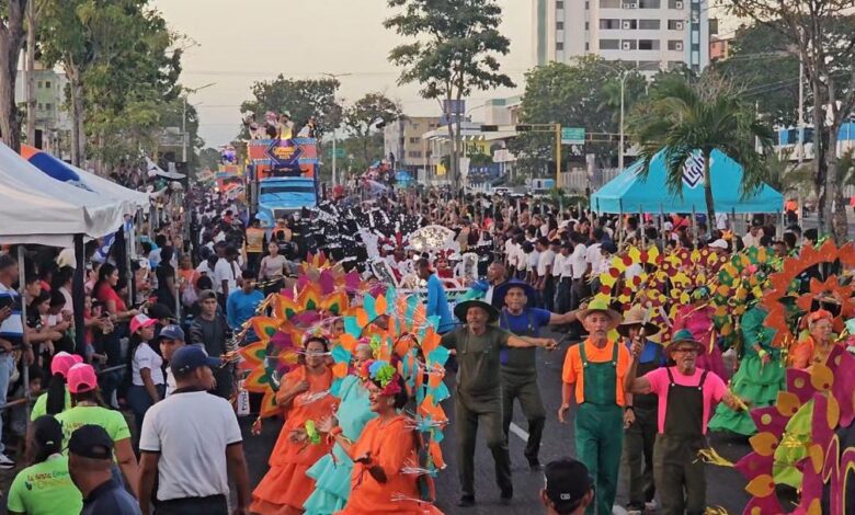 Siguen los Carnavales de Maturín con desfiles y conciertos