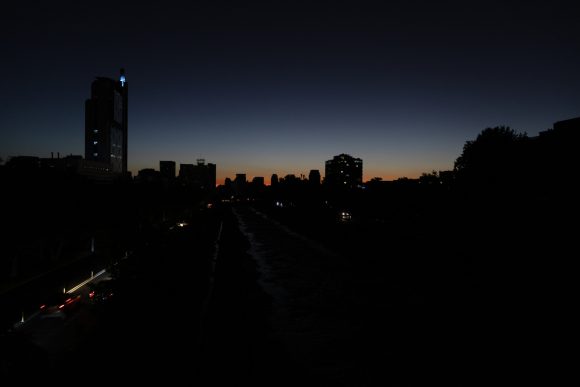 Nuevo Apagón afectó a 88 mil familias en región Metropolitana de Chile