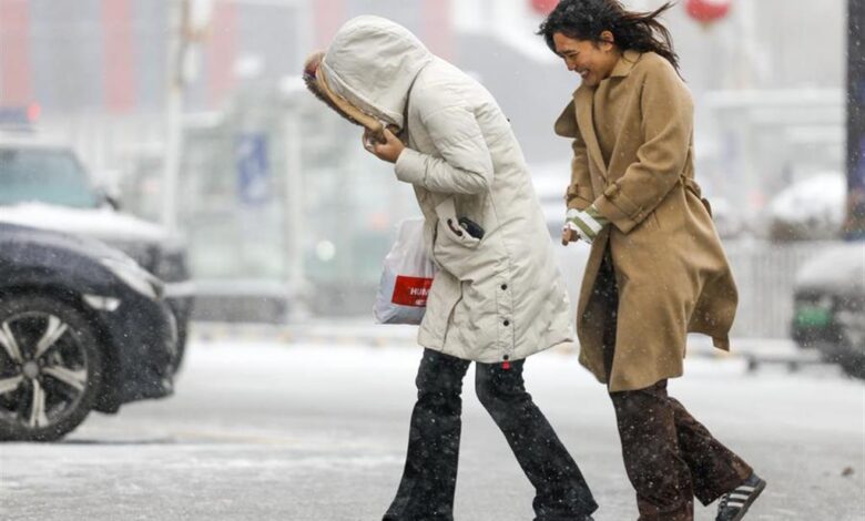 China en alerta ante nueva ola de frío e intensas lluvias