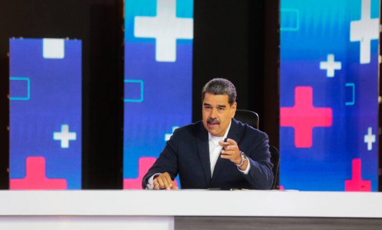 Presidente Maduro denuncia humillación a venezolanos por régimen de Nayib Bukele