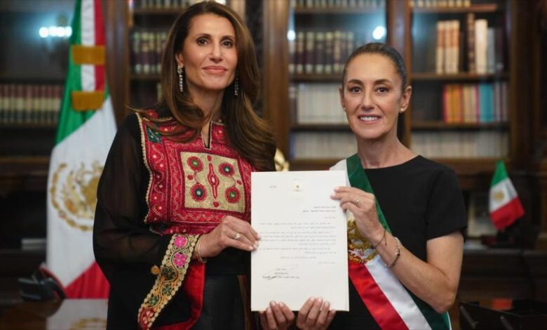 Presidenta de México recibió cartas credenciales de nueva embajadora de Palestina