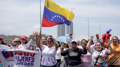 Mujeres venezolanas marchan en Caracas reconociendo políticas públicas del Gobierno Bolivariano