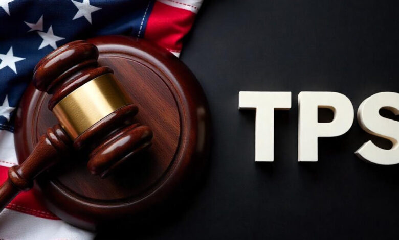 Juez federal frena por ahora fin de TPS para venezolanos en EEUU
