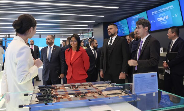 Vicepresidenta de Venezuela y Lenovo evalúan planes de cooperación