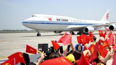 Xi Jinping llega a Hanoi para visita de Estado en medio de guerra comercial con EEUU