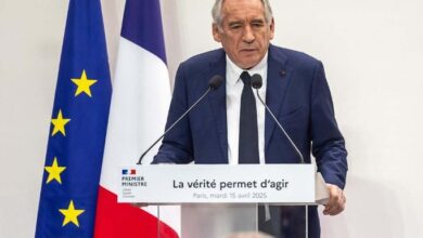 Francia anuncia plan de choque ante estado 'catastrófico' de su economía