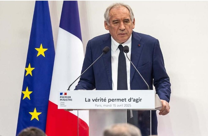 Francia anuncia plan de choque ante estado 'catastrófico' de su economía