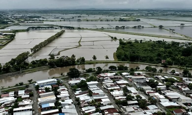 Ecuador: Aumenta a 33 el número de muertos por lluvias