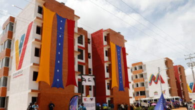 Presidente Maduro celebra 14 años de la GMVV con entrega de viviendas en Bolívar