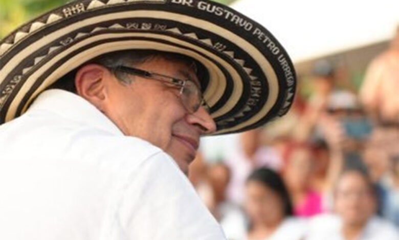 Presidente de Colombia rechaza criminalización de migrantes venezolanos