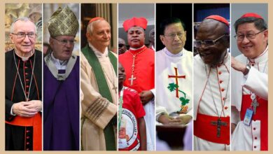 Santa Sede recibe a cardenales que elegirán al nuevo sumo pontífice