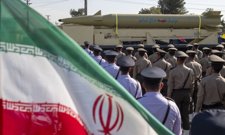 Ejército de Irán, en estado de máxima alerta ante las amenazas de Trump, reporta Reuters