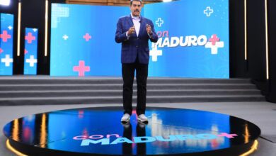 Maduro: Una vergüenza que líderes europeos «celebraran» en Kiev, la derrota de los nazi