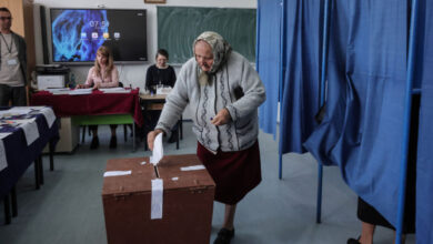 Rumanía celebra la segunda vuelta electoral para elegir presidente