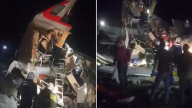 Al menos 7 muertos tras colapso de puente sobre un tren en Rusia