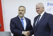 Turquía propone reunión Trump-Zelenski-Putin en Estambul