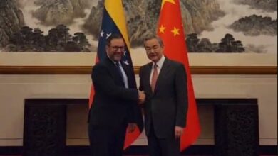 Canciller de Venezuela llega a Beijing para Foro China-CELAC