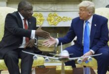 Rampaphosa y Trump sostienen tensa reunión en la Casa Blanca