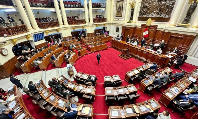 Congreso de Perú archiva denuncia contra Boluarte por "Rolexgate"
