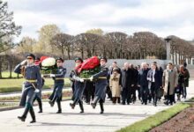 Presidente de Cuba llega a Rusia para participar en el Día de la Victoria