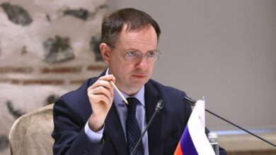 Vladímir Medinski encabeza delegación de Rusia para las negociaciones con Ucrania en Estambul