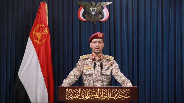 Hutíes de Yemen lanzan misil hipersónico contra aeropuerto israelí Ben Gurión