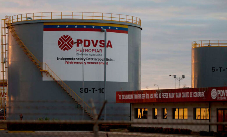 Venezuela mantiene producción petrolera sobre el millón de barriles